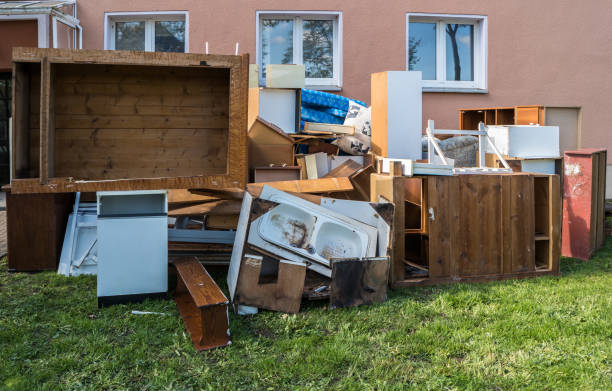 Best Commercial Cleanout Services  in Powell, WY